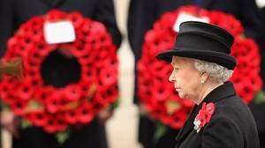 remembrance-day-queen-london
